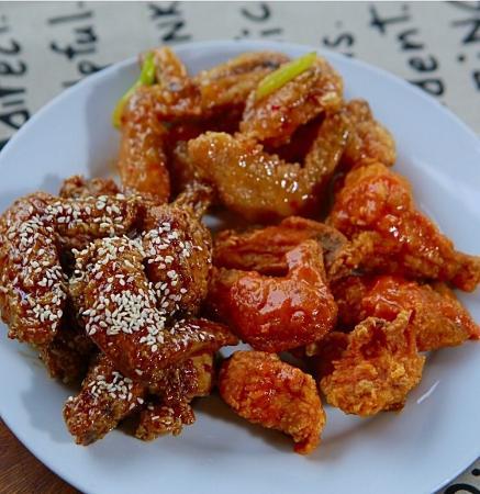 121 Bar and Grille Restaurant